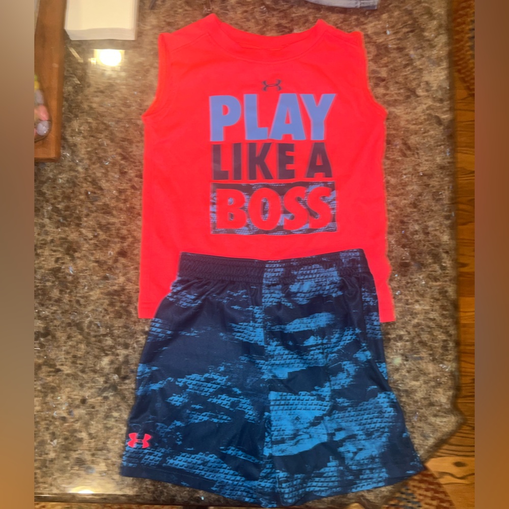 Under Armour short set.